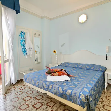 Cadiz 3* Rímini