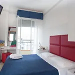 מלון Cadiz רימיני